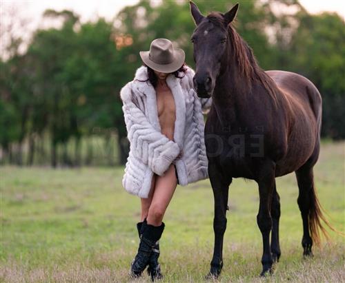 Escort Enicö-Marta, Recklinghausen - 9247